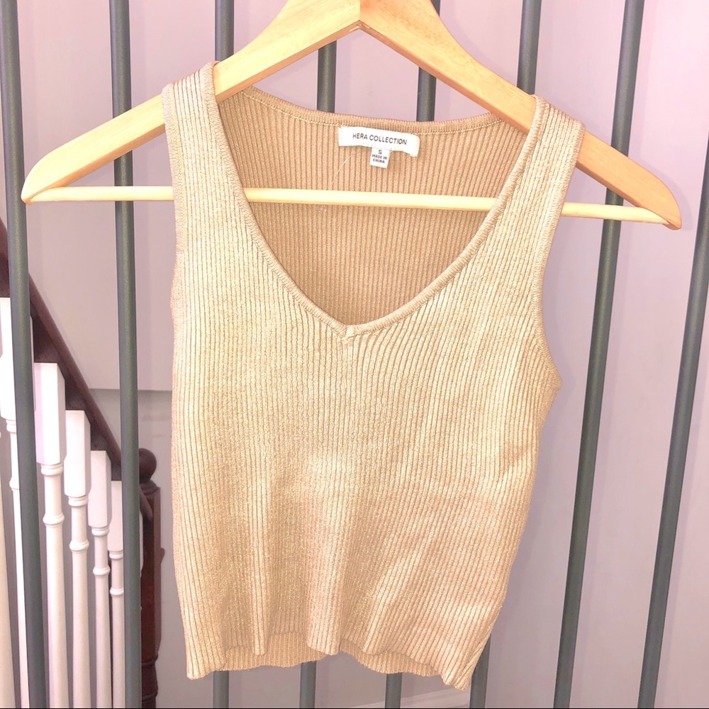 Gold Metallic V Neck Ribbed Crop Top - Picture 5 of 6